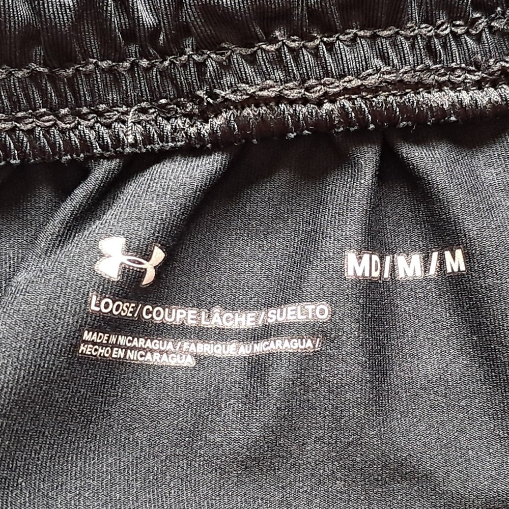Under Armour Mens Loose Fit Athletic Gym Shorts Black Medium Drawstring Pockets - Picture 5 of 5